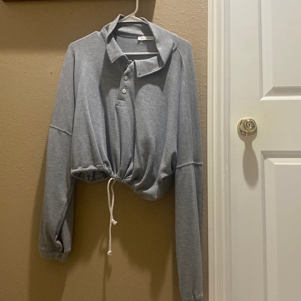 Size L Emory Park grey long sleeved shirt